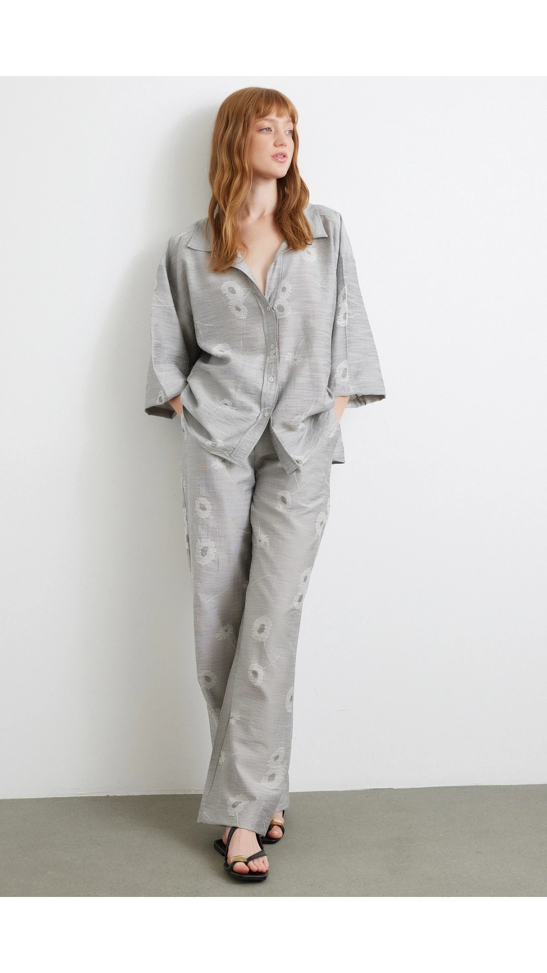 Arka Cepli Salaş Pantolon Gri