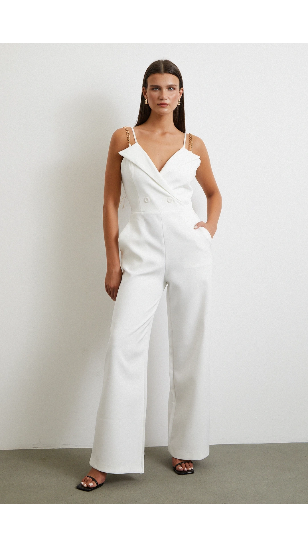 Zincir Detaylı Tulum Beyaz