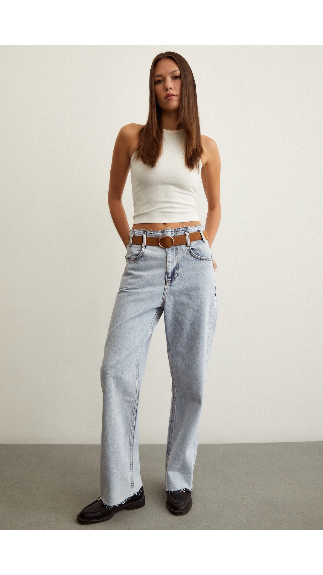 Beli Dikişsiz Kemerli Pantolon Mavi