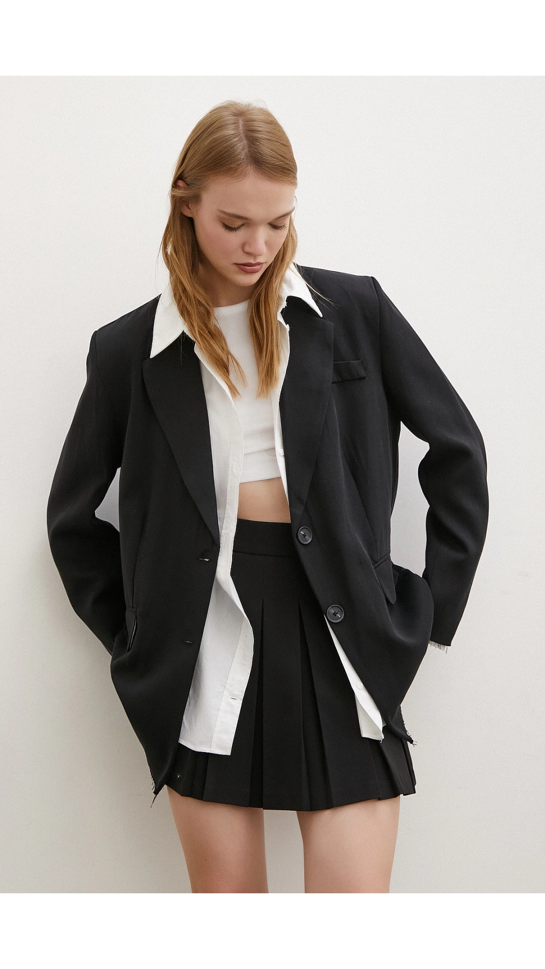 Cep Kapaklı Kesik Detaylı Blazer Ceket Siyah