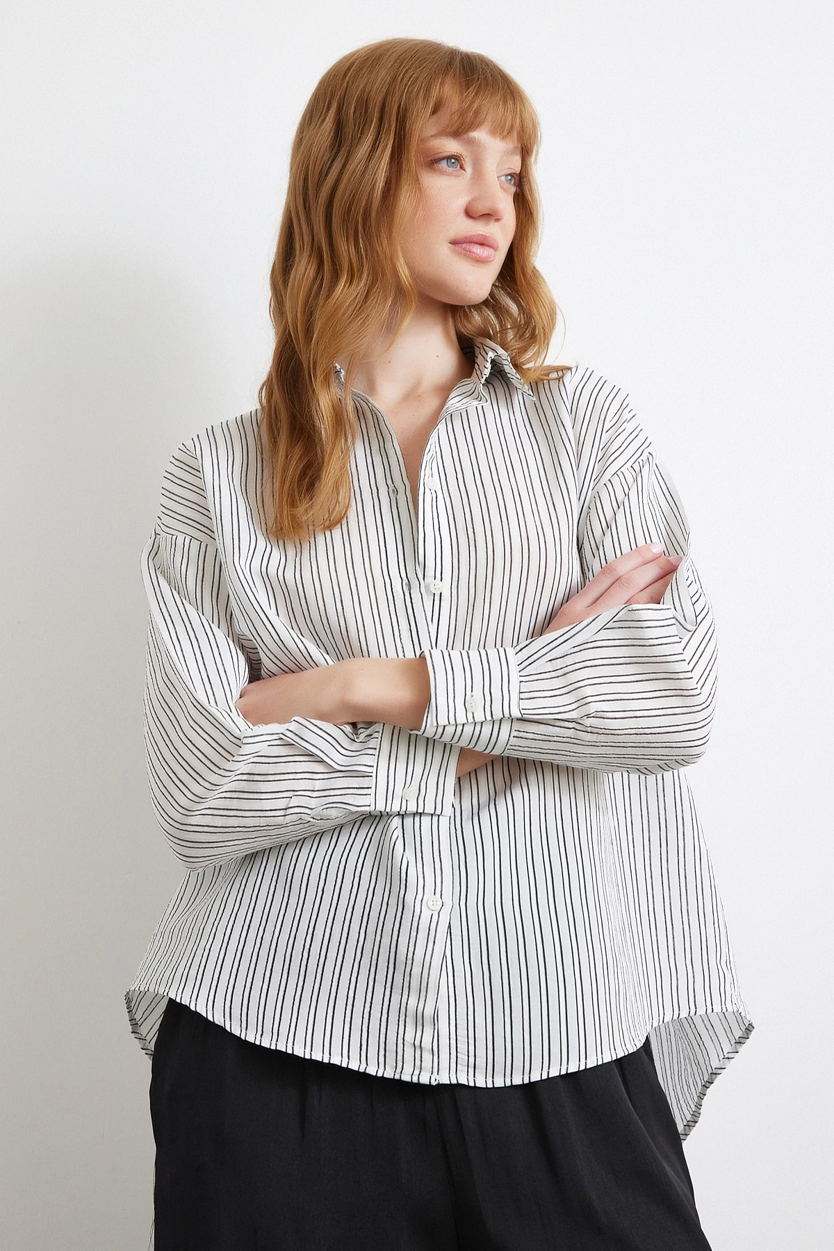 Simetrik Çizgili Gömlek Siyah