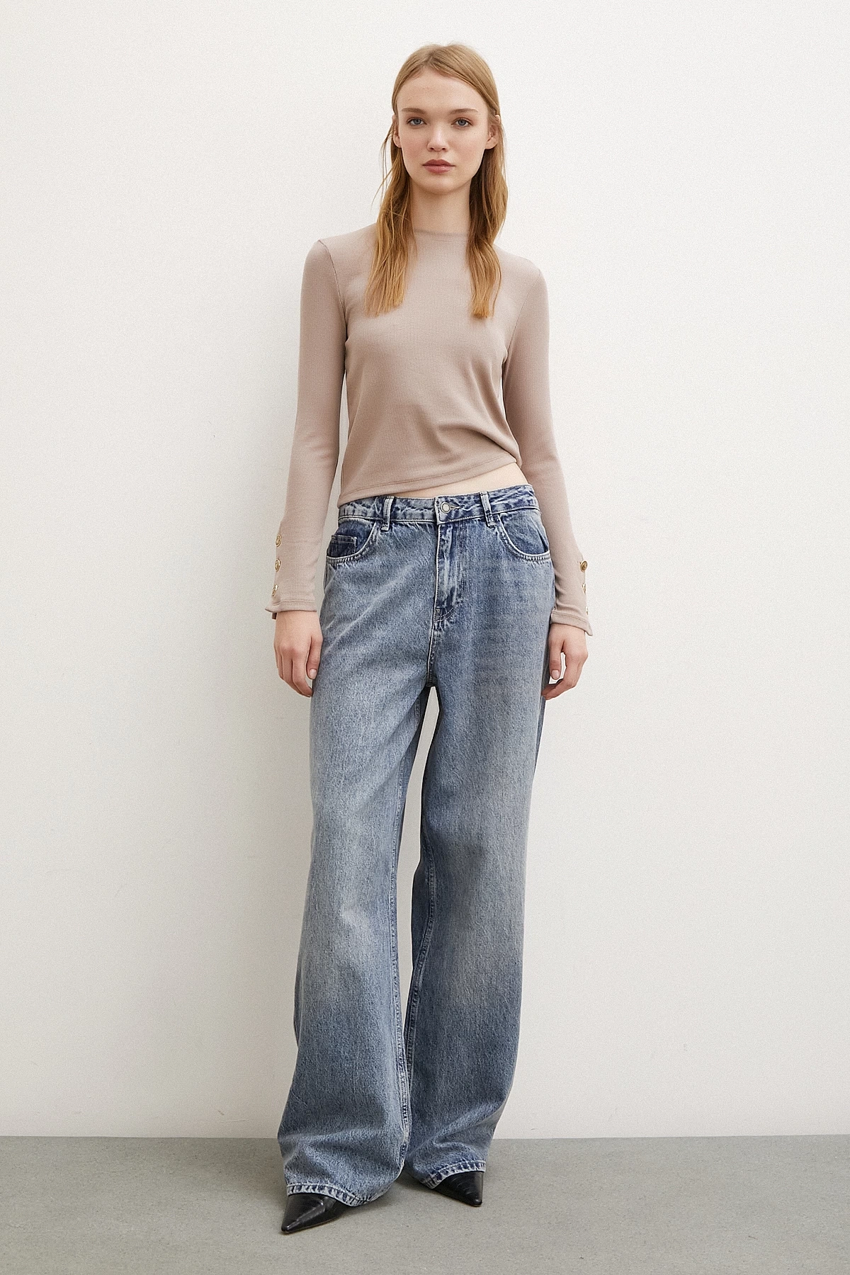 Kollu Düğmeli Bluz Vizon