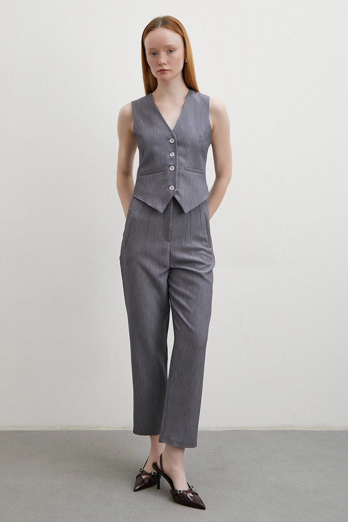 Önü Pensli Skinny Kumaş Pantolon Antirasit