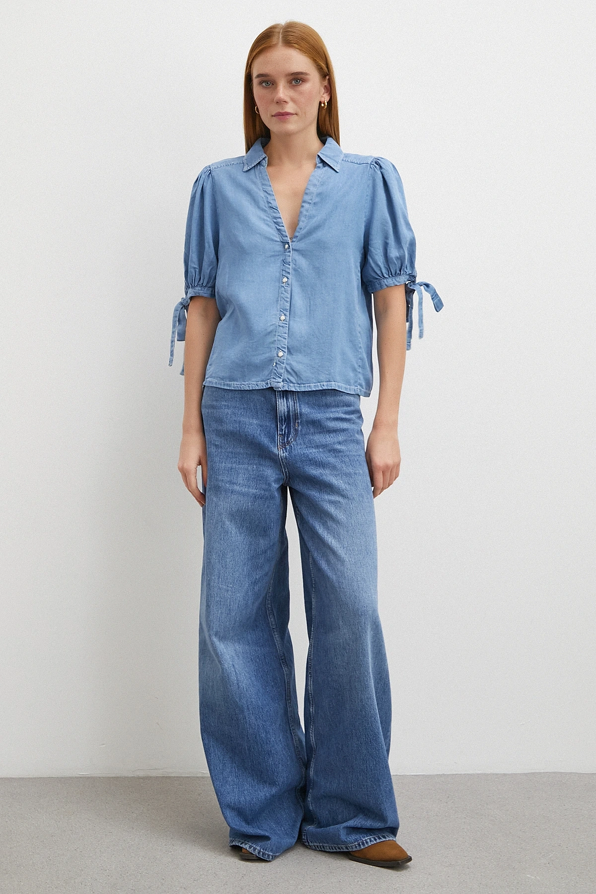 Kısa Kollu Bağcıklı Gömlek Mavi