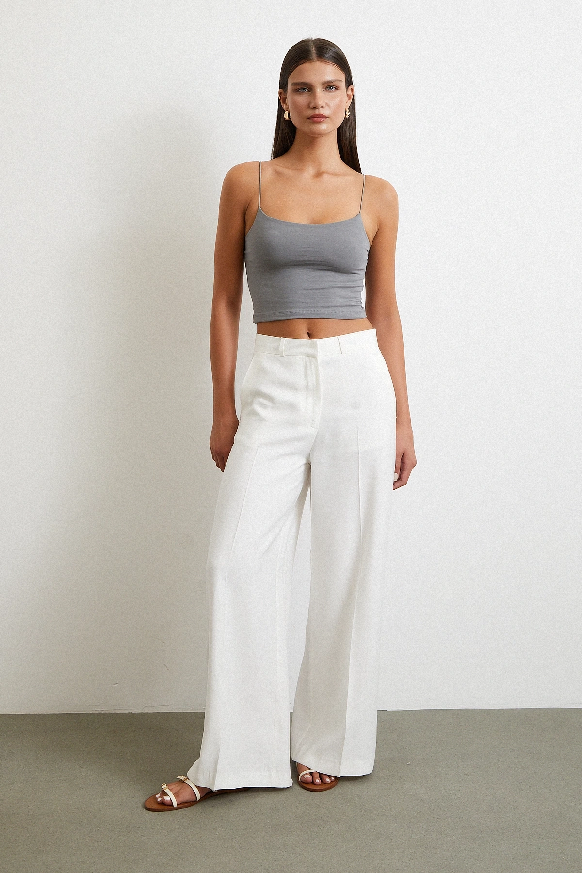 Lastik Askılı Top Gri