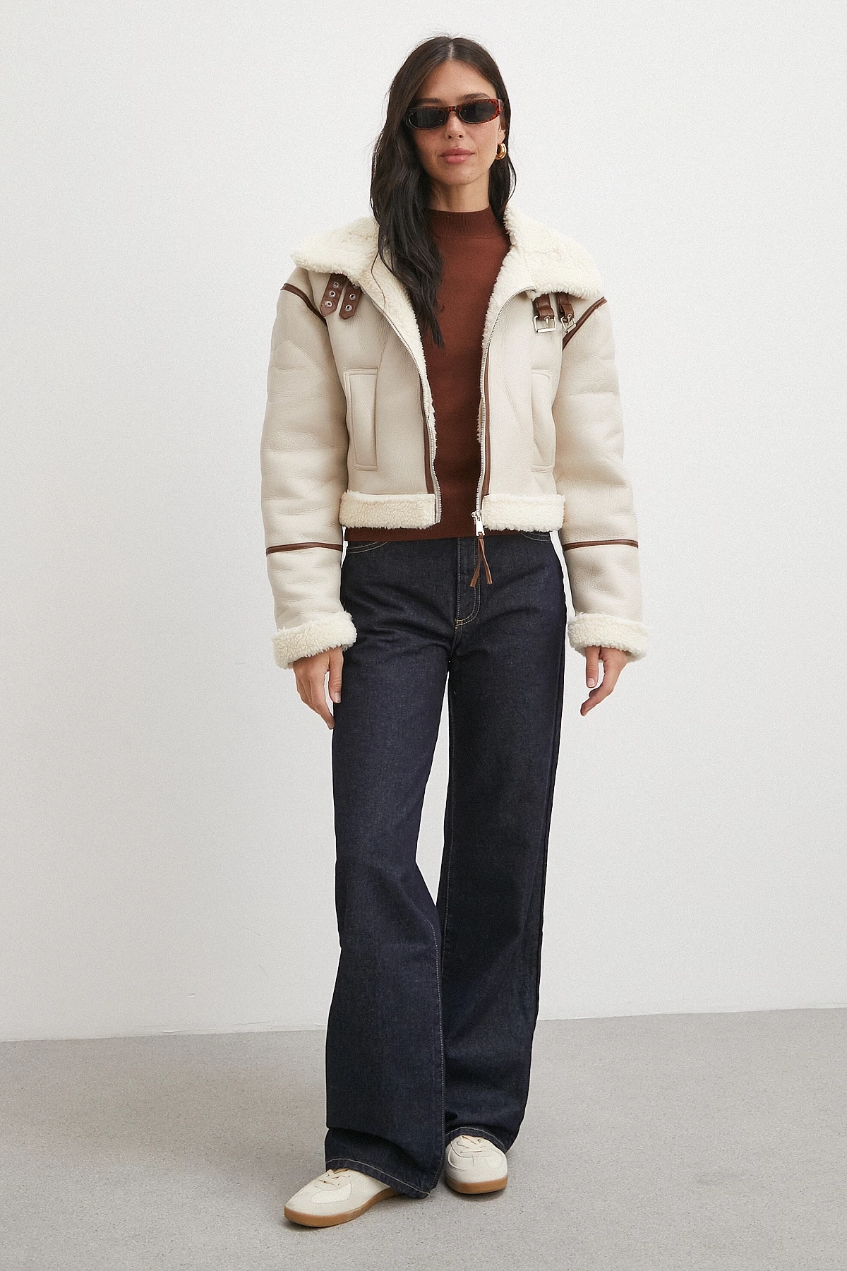 Biye Detaylı Lamine Ceket Bej