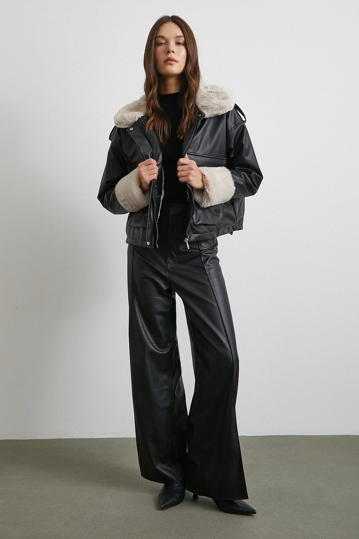 Körüklü Cep Deri Mont Siyah