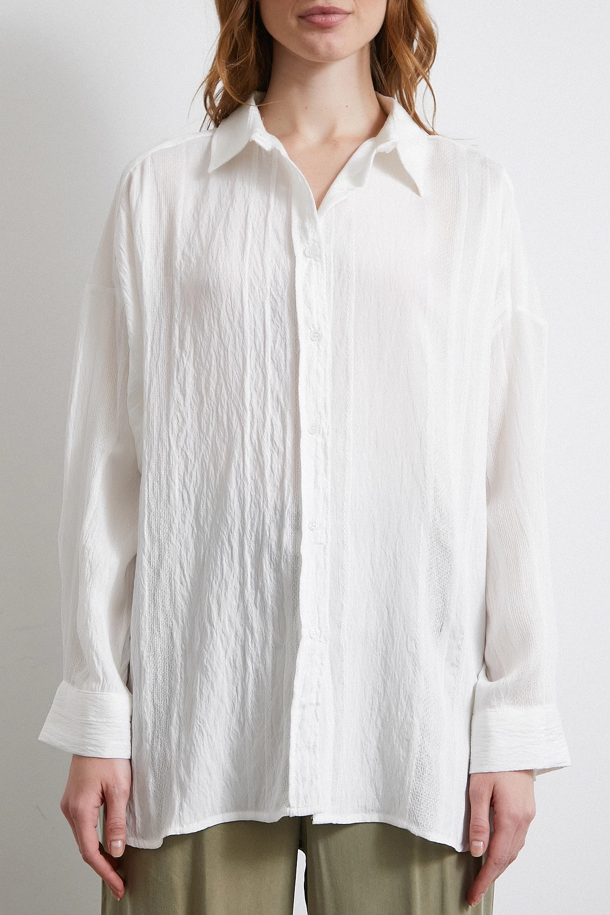 Dantel Detaylı Transparan Pamuklu Gömlek Beyaz