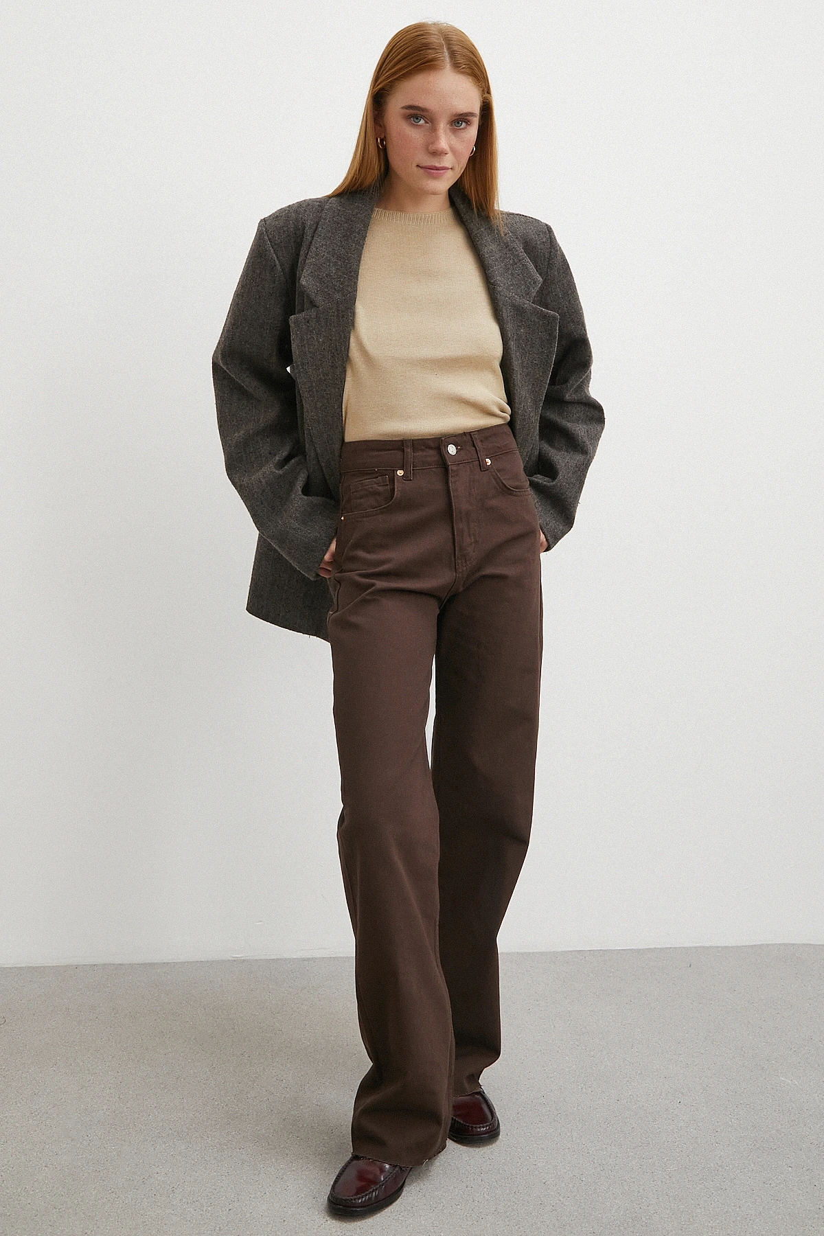 Yüksek Bel Kesik Boru Paça Jean Kahve