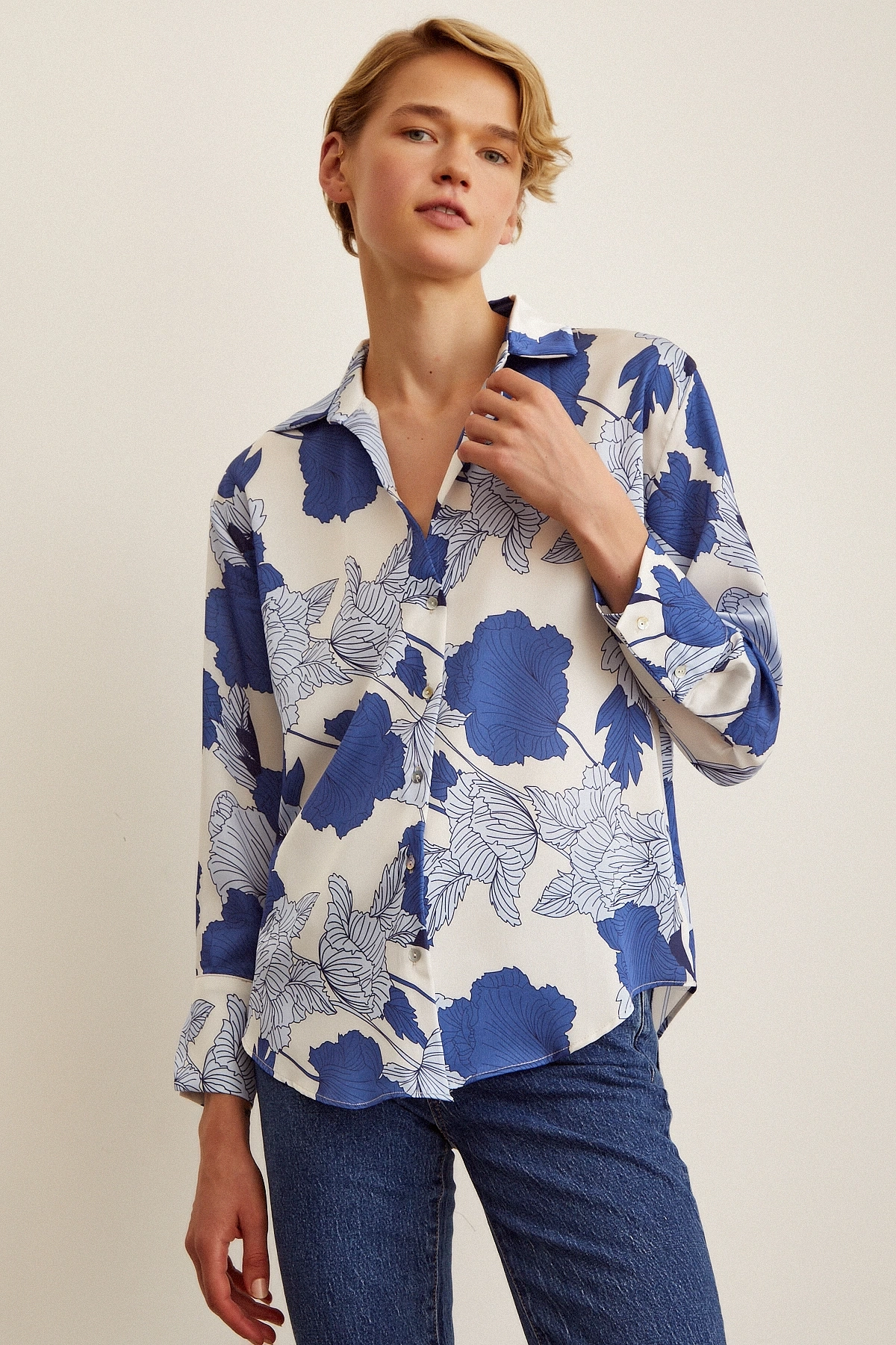 V Yaka Saten Gömlek Mavi