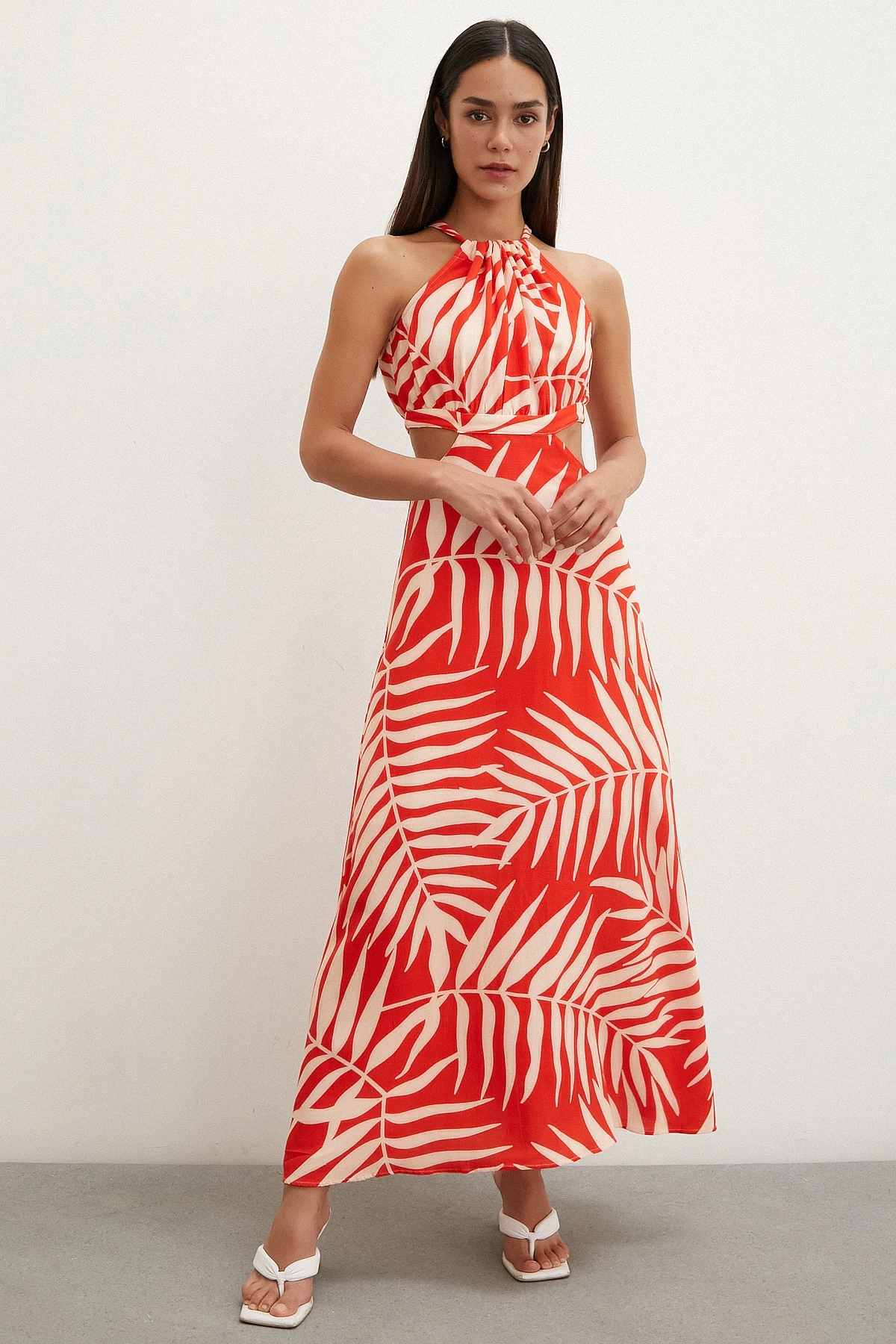 Yanları Dekolteli Askılı Desenli Elbise Kırmızı