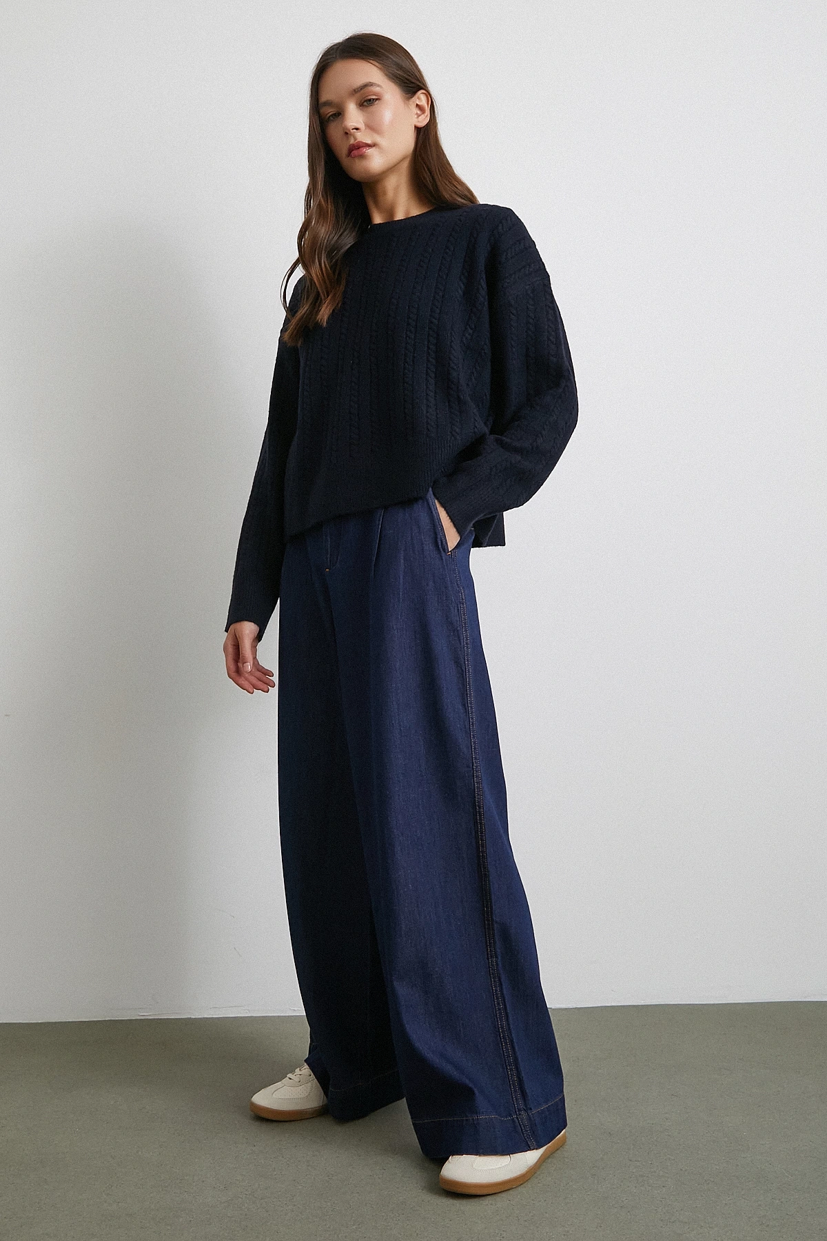 Yüksek Bel Geniş Paça Jean Lacivert