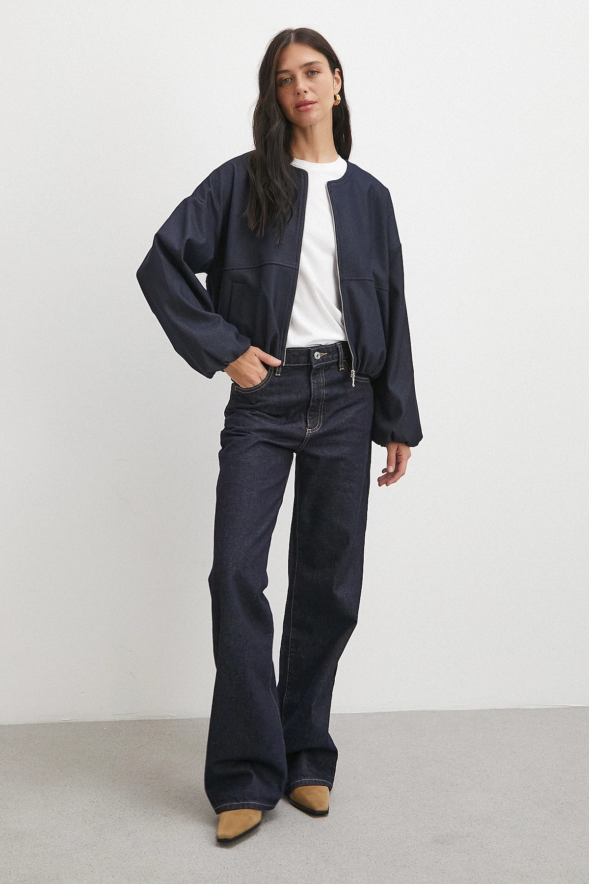 Beli Lastikli Fermuarlı Denim Görünümlü Bomber Ceket Lacivert