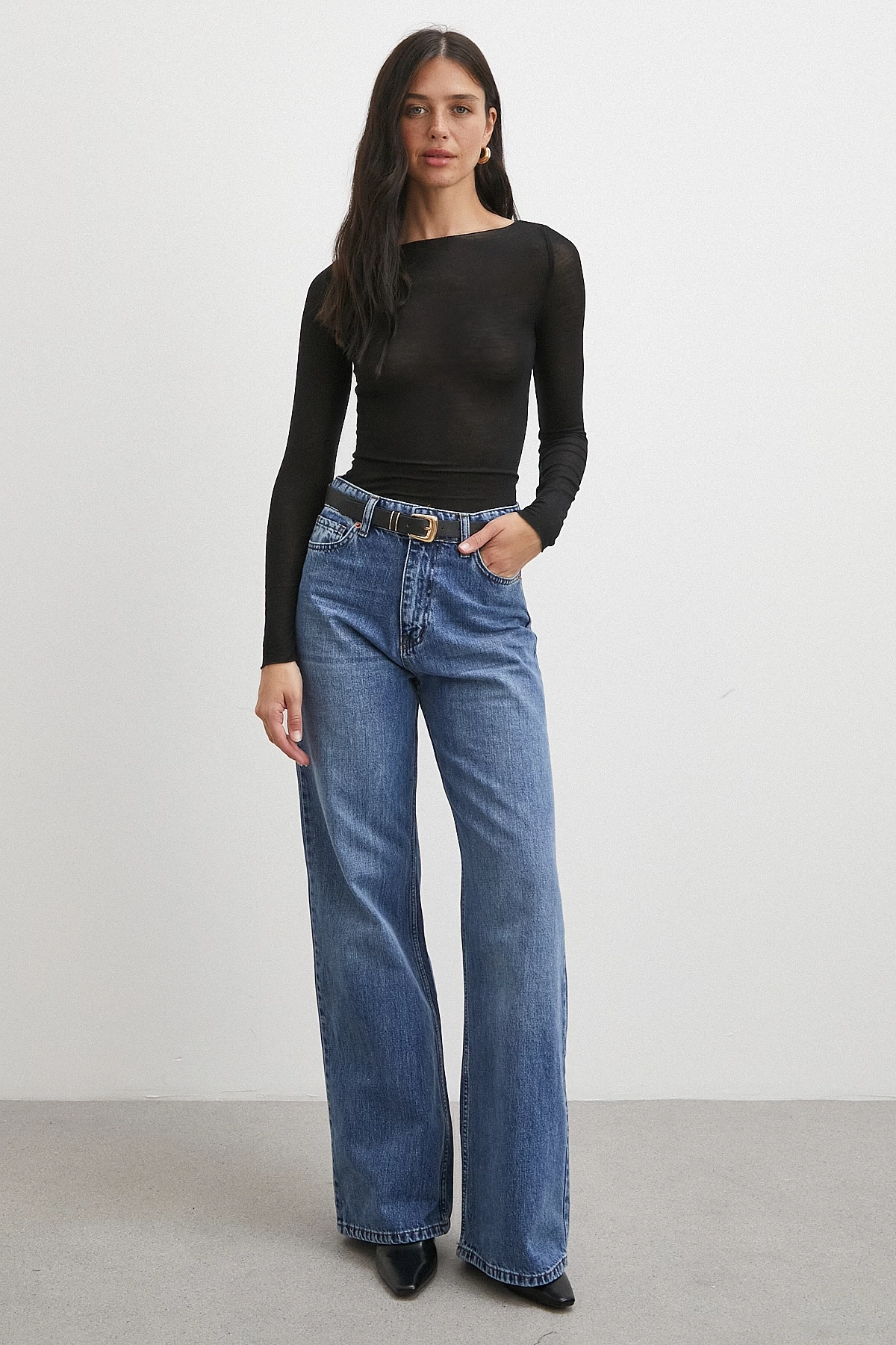 Açık Yaka Bluz Siyah