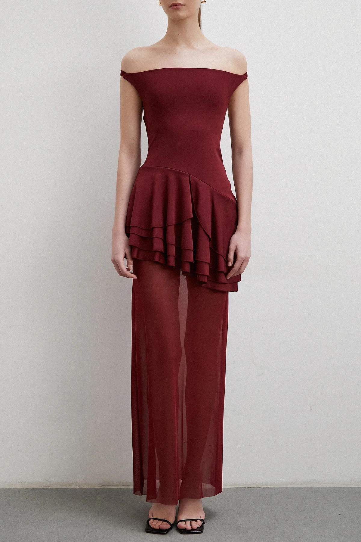 Boyun Askılı Fırfırlı Tül Elbise Bordo