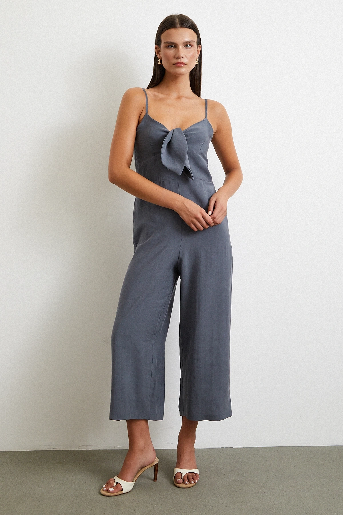 Fiyonklu Askılı Tulum Gri