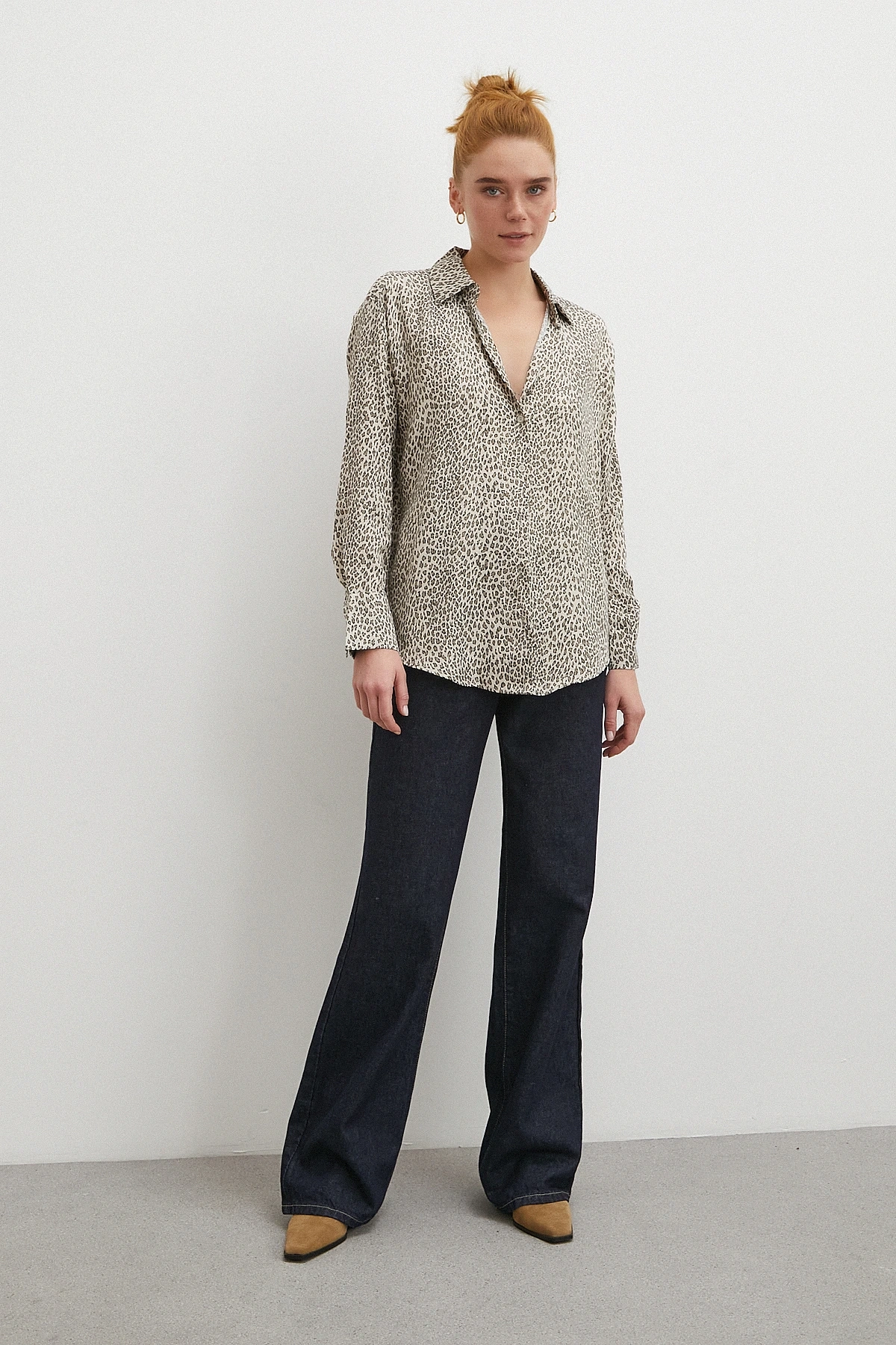 Leopar Desenli Viskon Saten Gömlek Krem