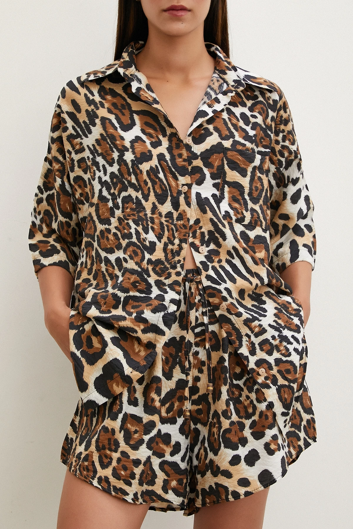 Tek Cep Çizgili Şortlu Takım Haki