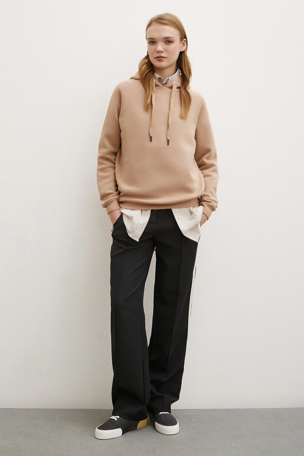 Kapşonlu Sweatshirt Kahve