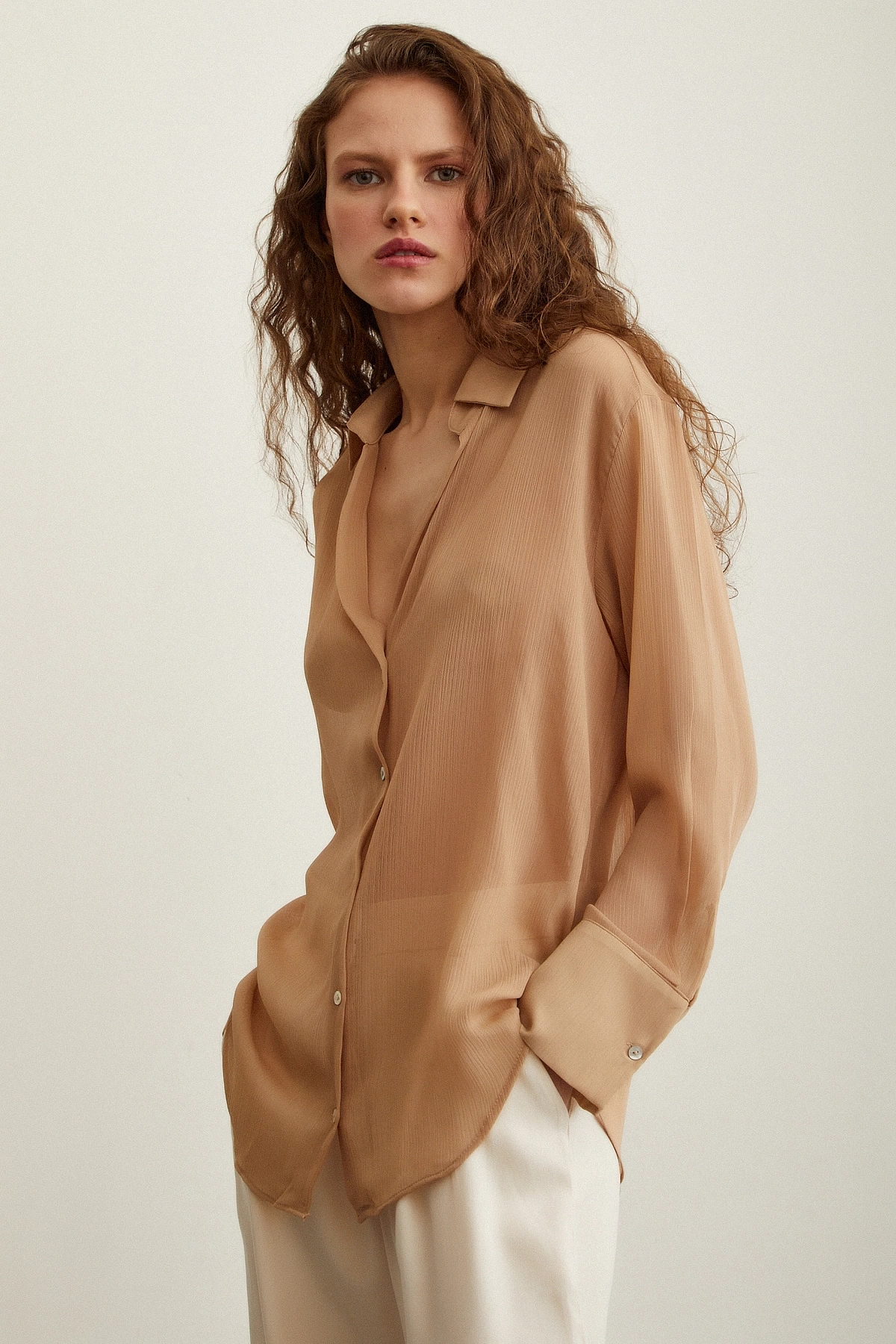 V Yaka Tül Gömlek Nude