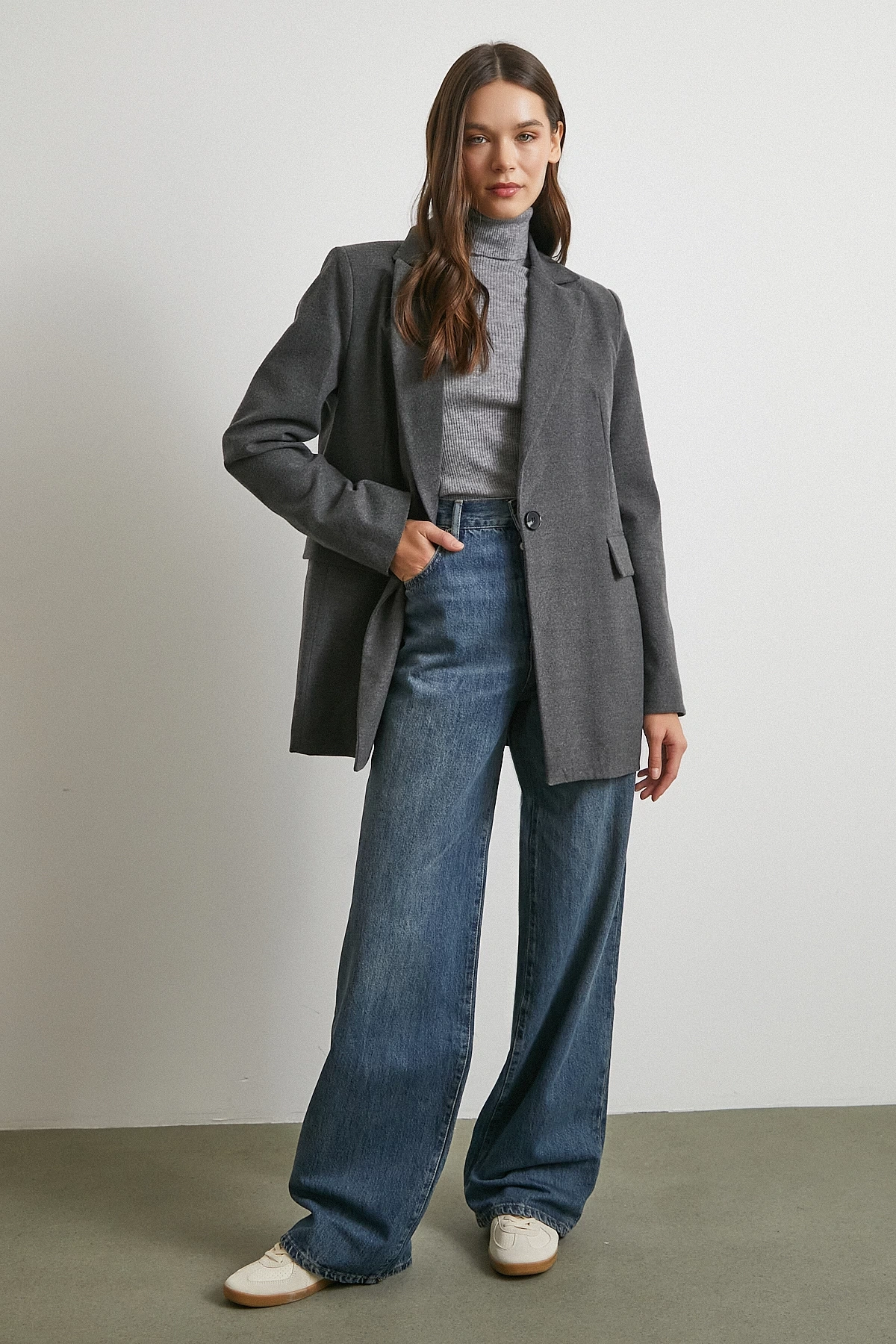 Yüksek Bel Beş Cepli Regular Fit Jean Lacivert