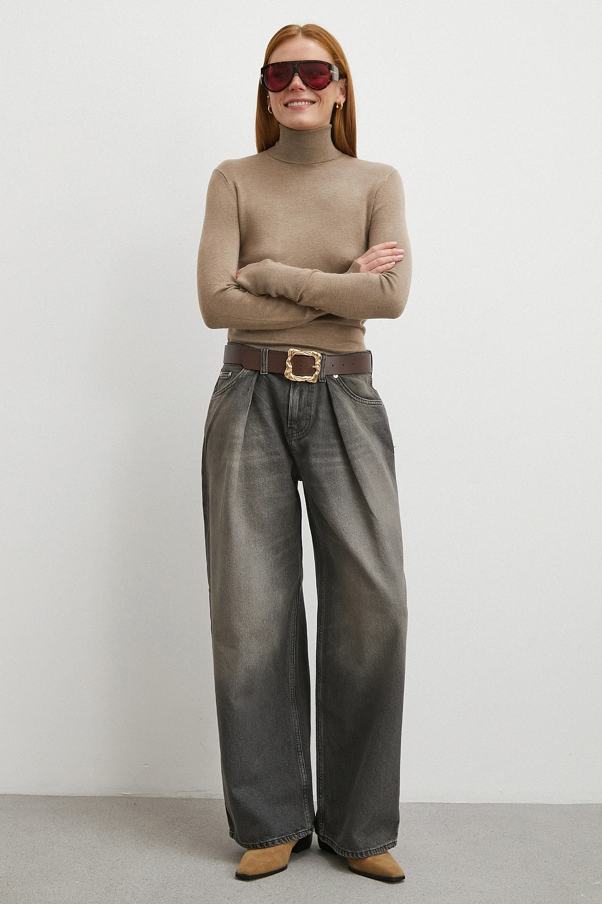 Yüksek Bel Pileli Geniş Paça Jean Füme