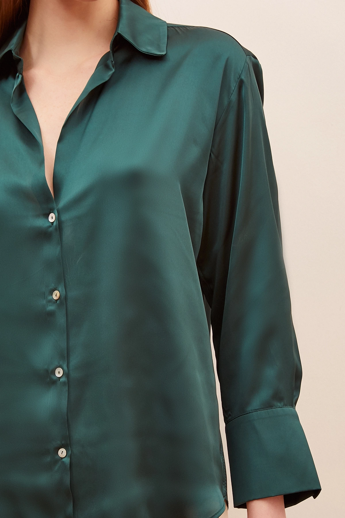 Basic Saten Gömlek Koyu Yeşil