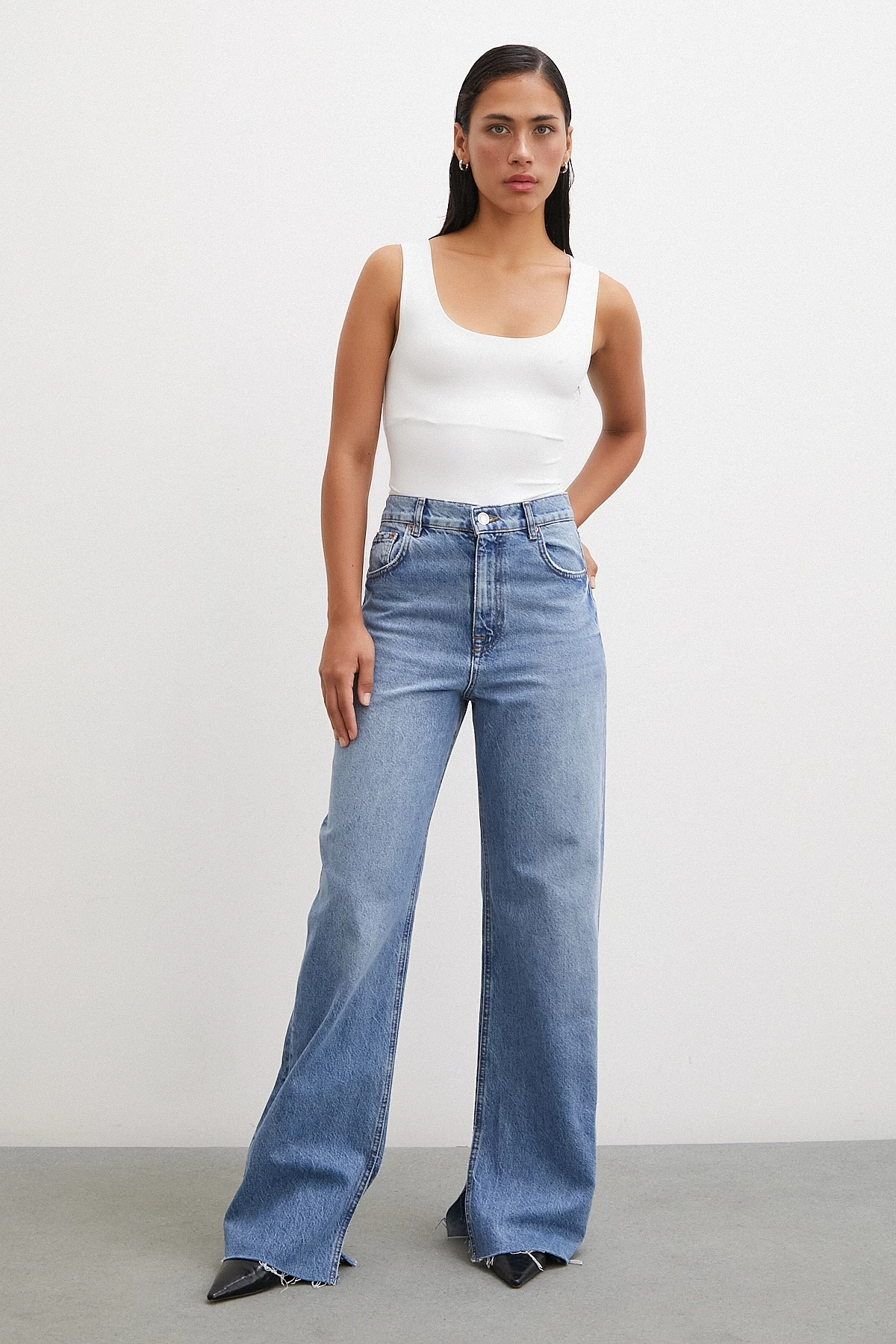 Astarlı Atlet Beyaz