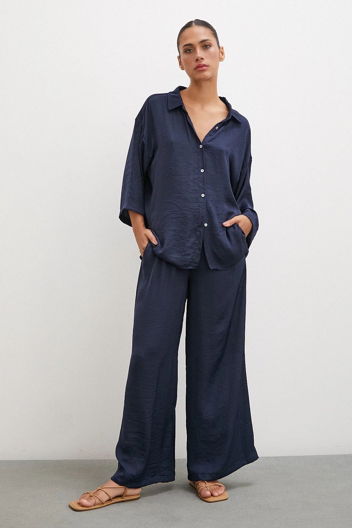 Dökümlü Romantik Gömlek Lacivert