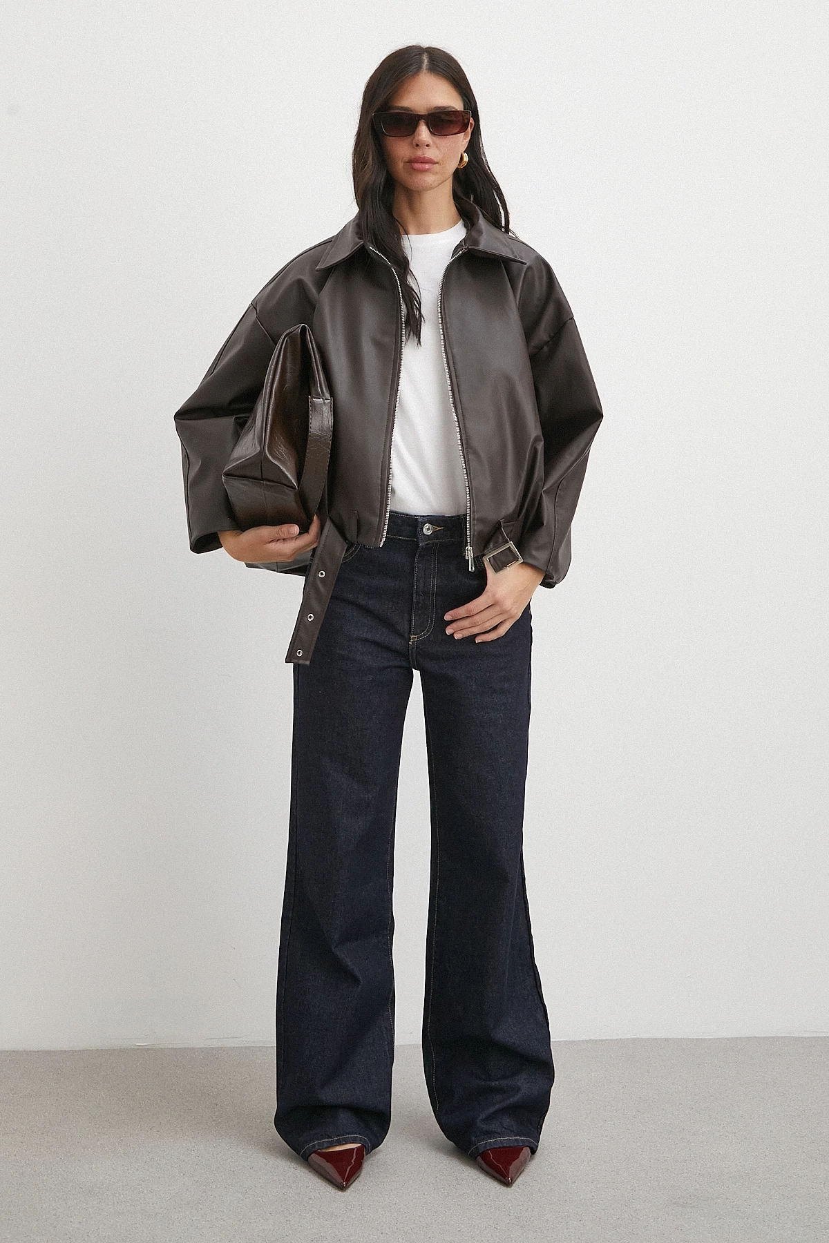 Yakalı Kemer Detaylı Deri Ceket Kahve