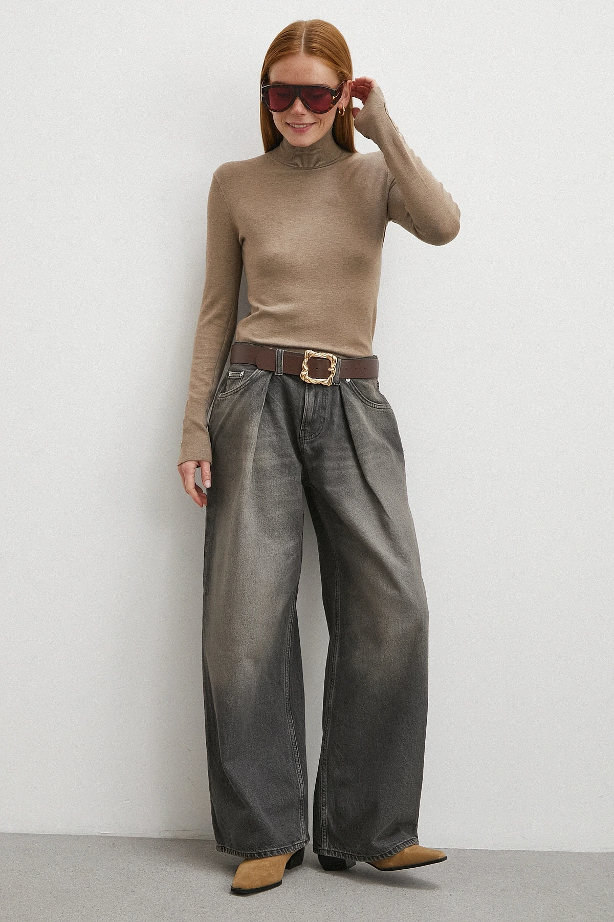 Yüksek Bel Pileli Geniş Paça Jean Füme