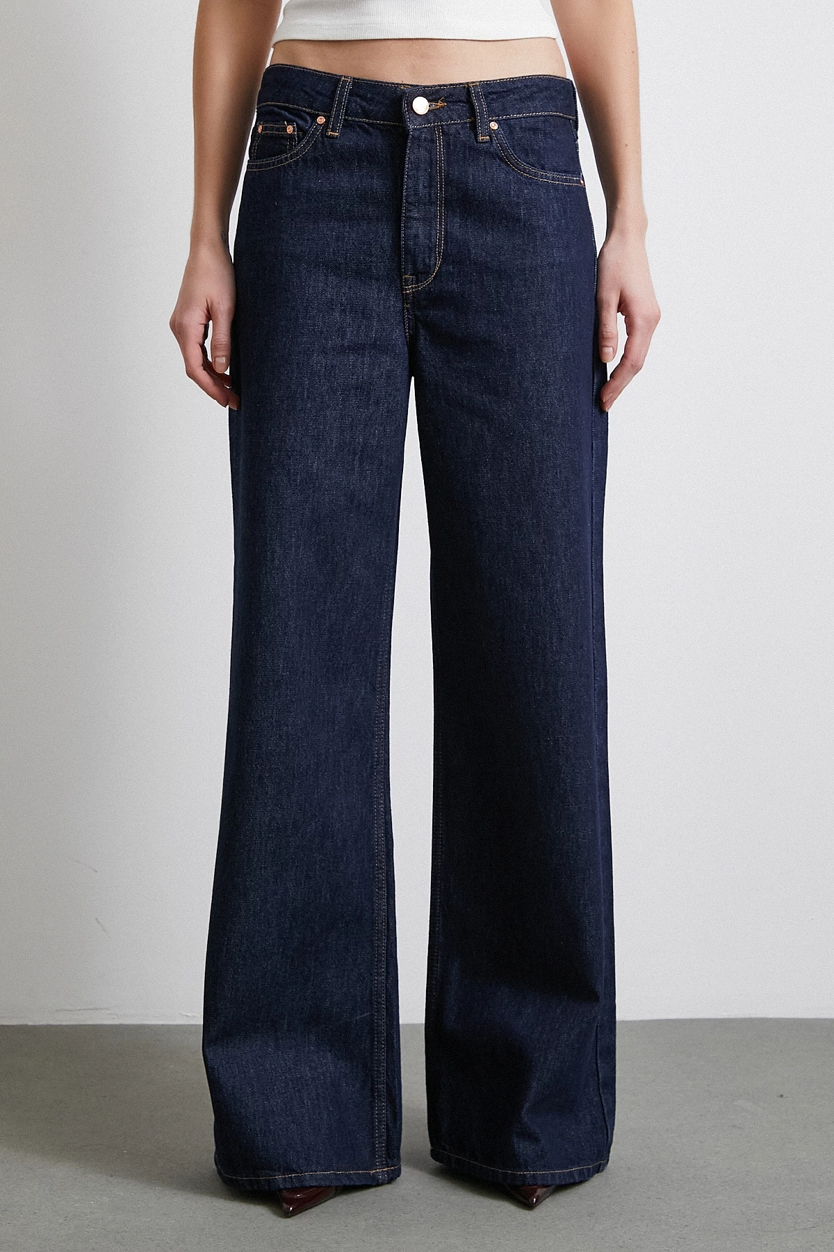 Beş Cepli Yüksek Bel Bol Paça Jean Koyu Lacivert