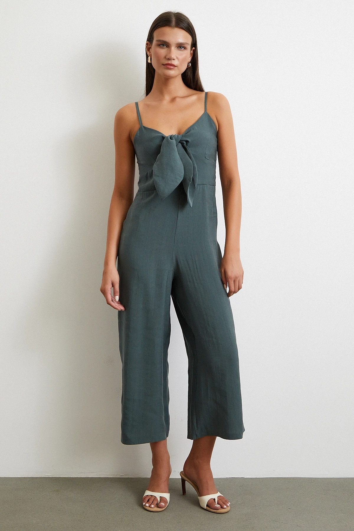 Fiyonklu Askılı Tulum Yeşil