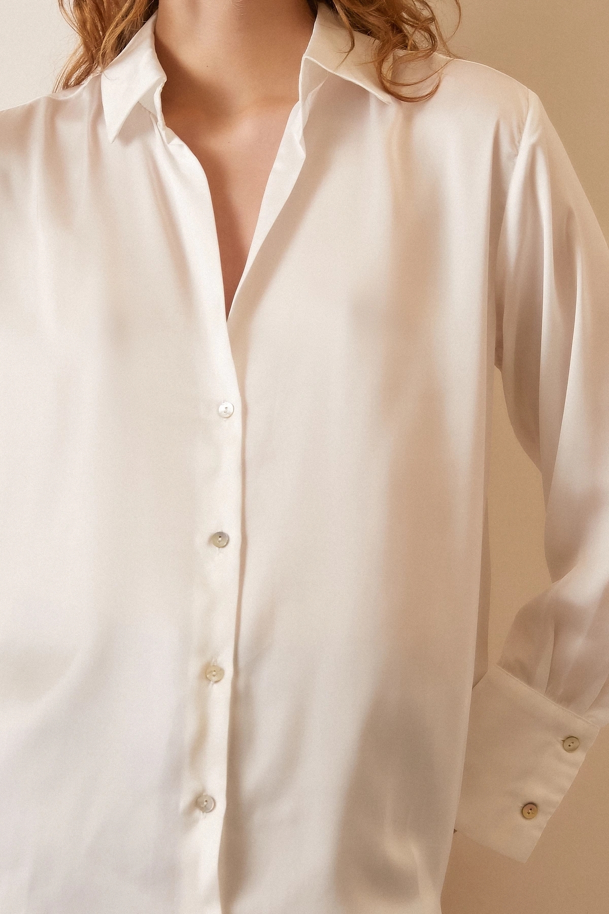 Basic Saten Gömlek Kırık Beyaz