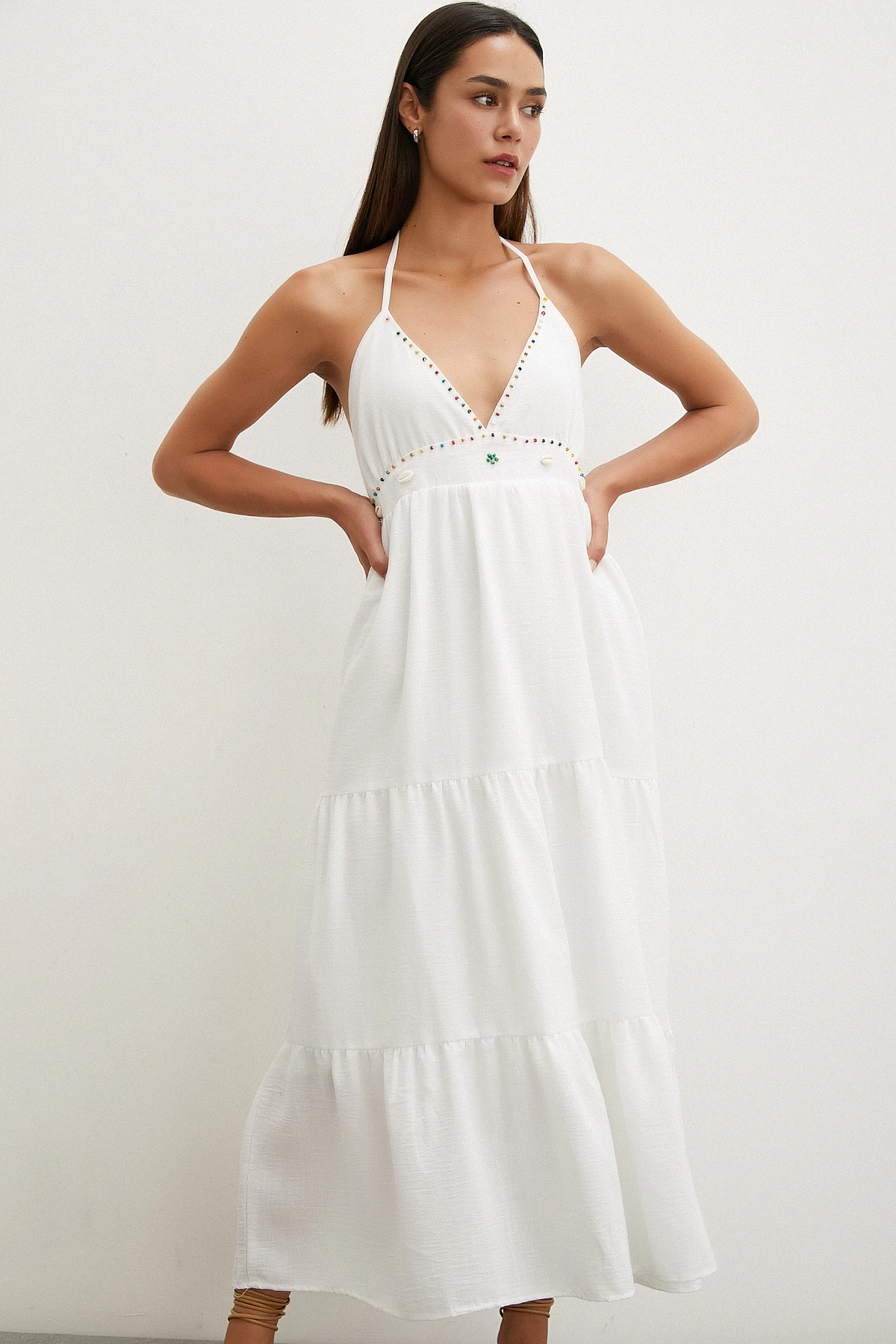 Boncuk Detay Keten Elbise Beyaz