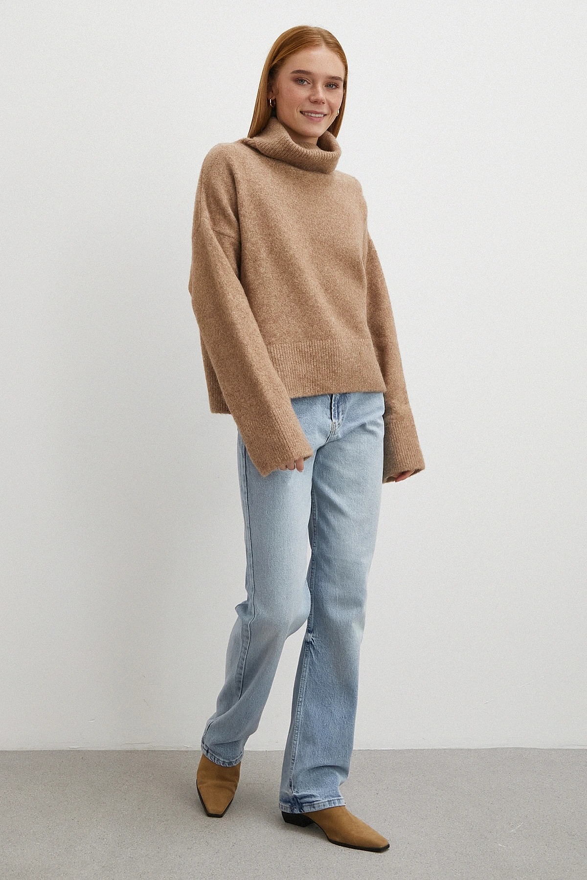 Yüksek Bel Straight Fit Jean Buz Mavisi