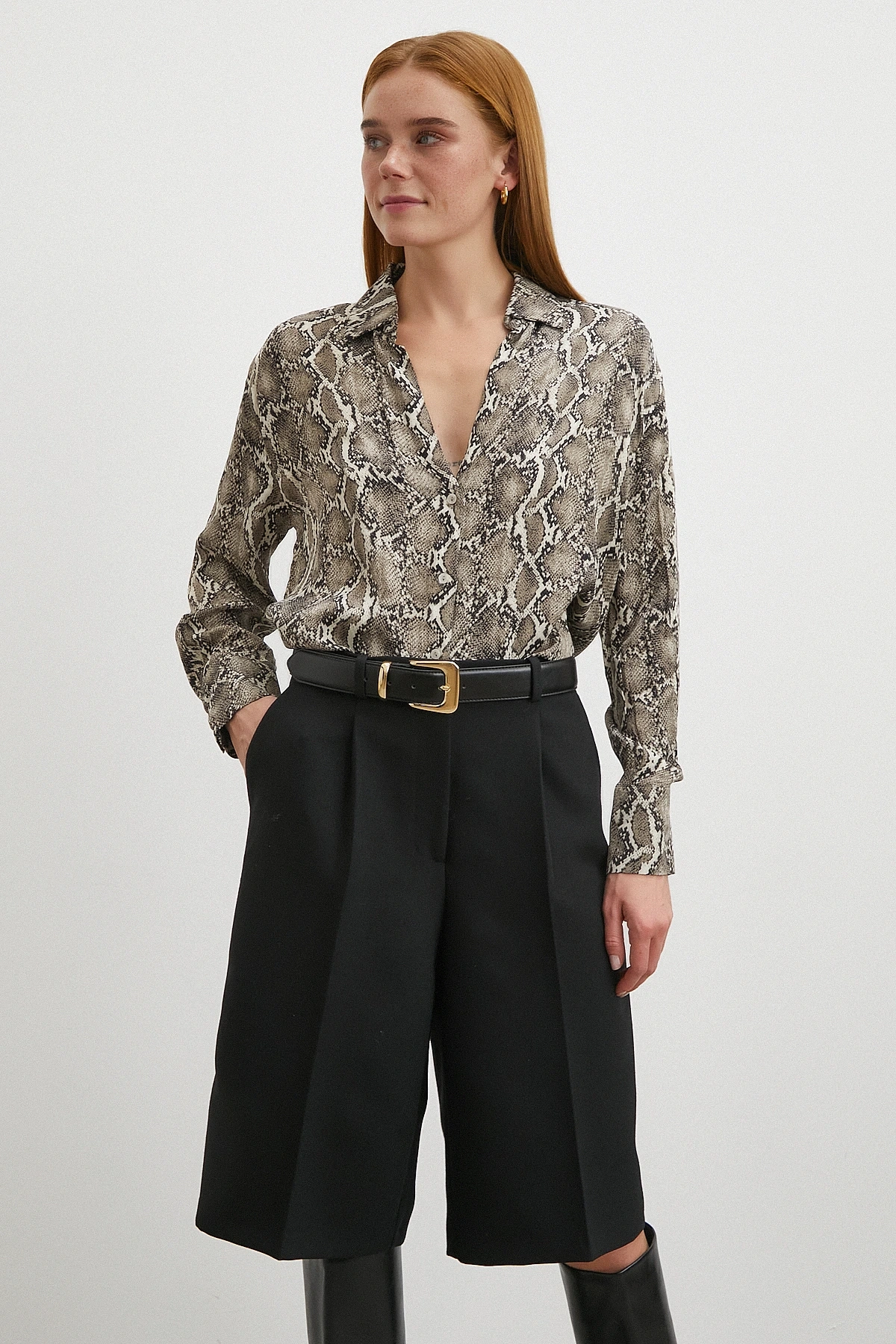 Yılan Desenli Viskon Saten Gömlek Siyah