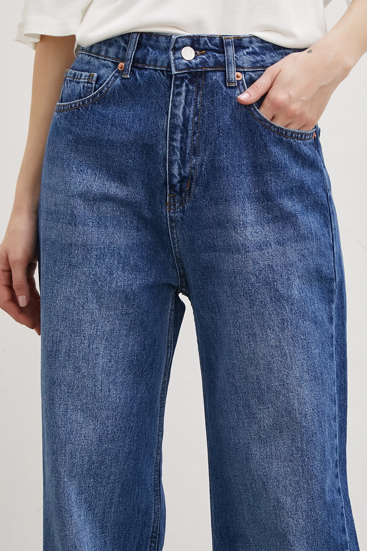 Yüksek Bel Dar Paça Mom Jean Mavi