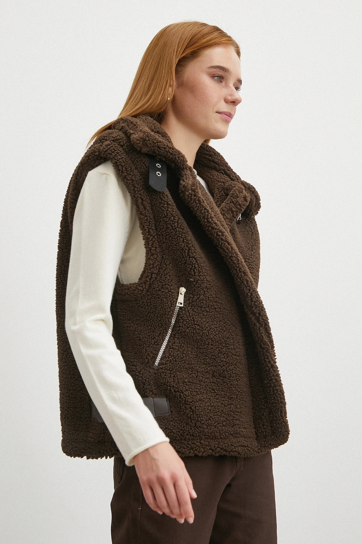 Yaka Detaylı Yumoş Yelek Kahve