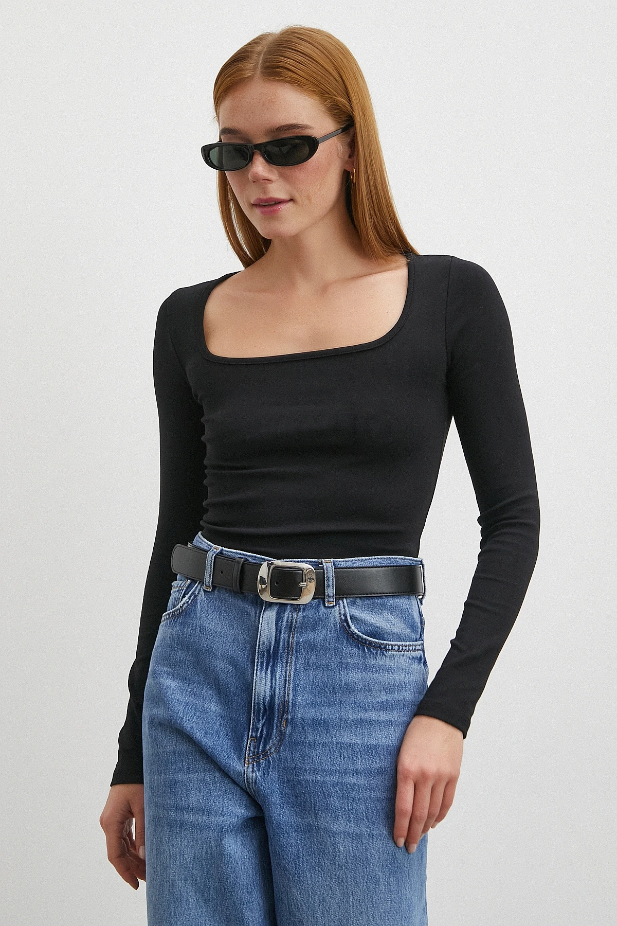 Uzun Kol Kare Yaka Bluz Siyah