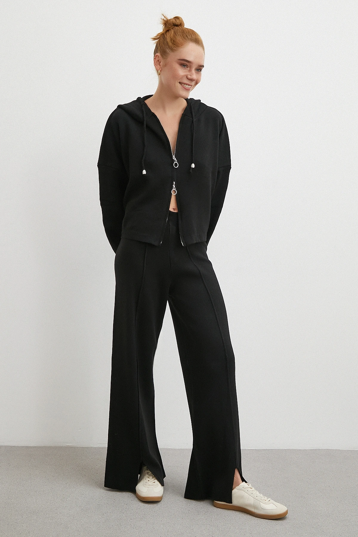 Çift Fermuarlı Kapüşonlu Pantolonlu Takım Siyah
