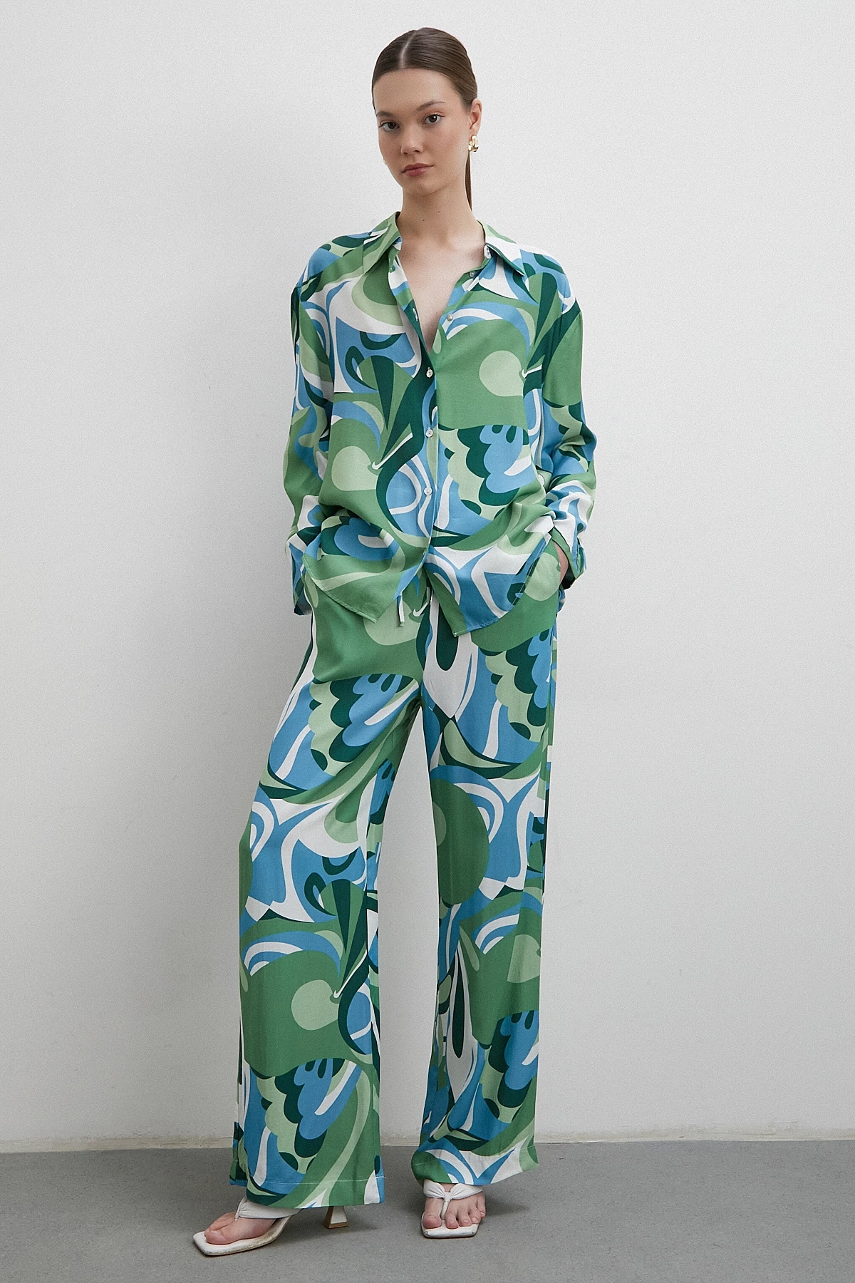 Beli Lastikli Desenli Pantolon Yeşil