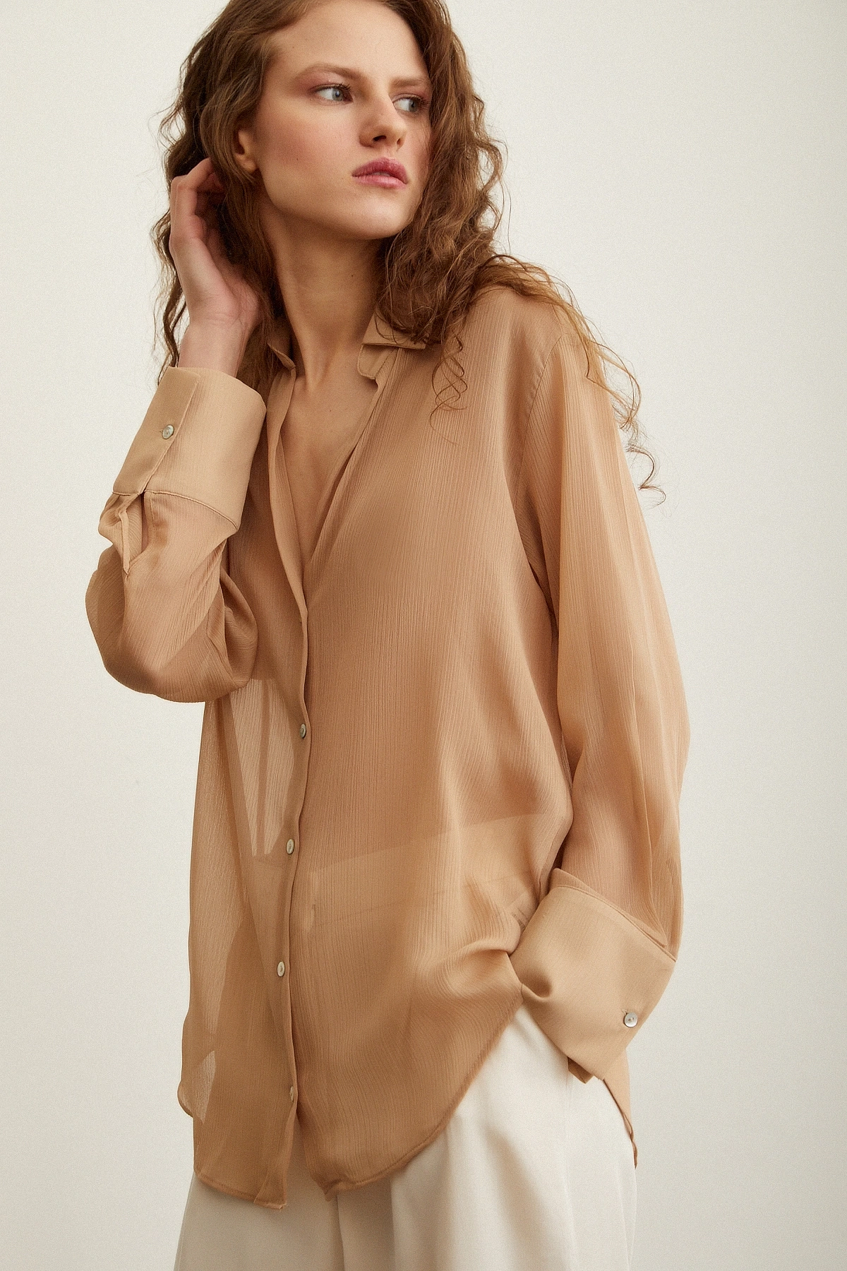 V Yaka Tül Gömlek Nude