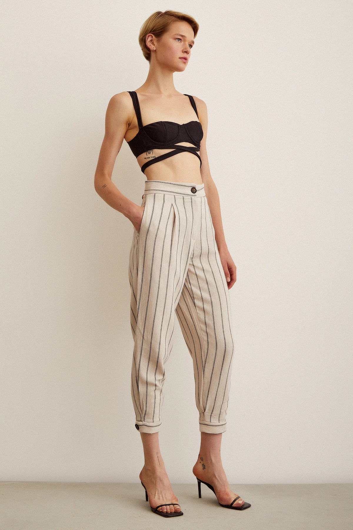 Önü Düğmeli Çizgili Pantolon Çizgili Ekru