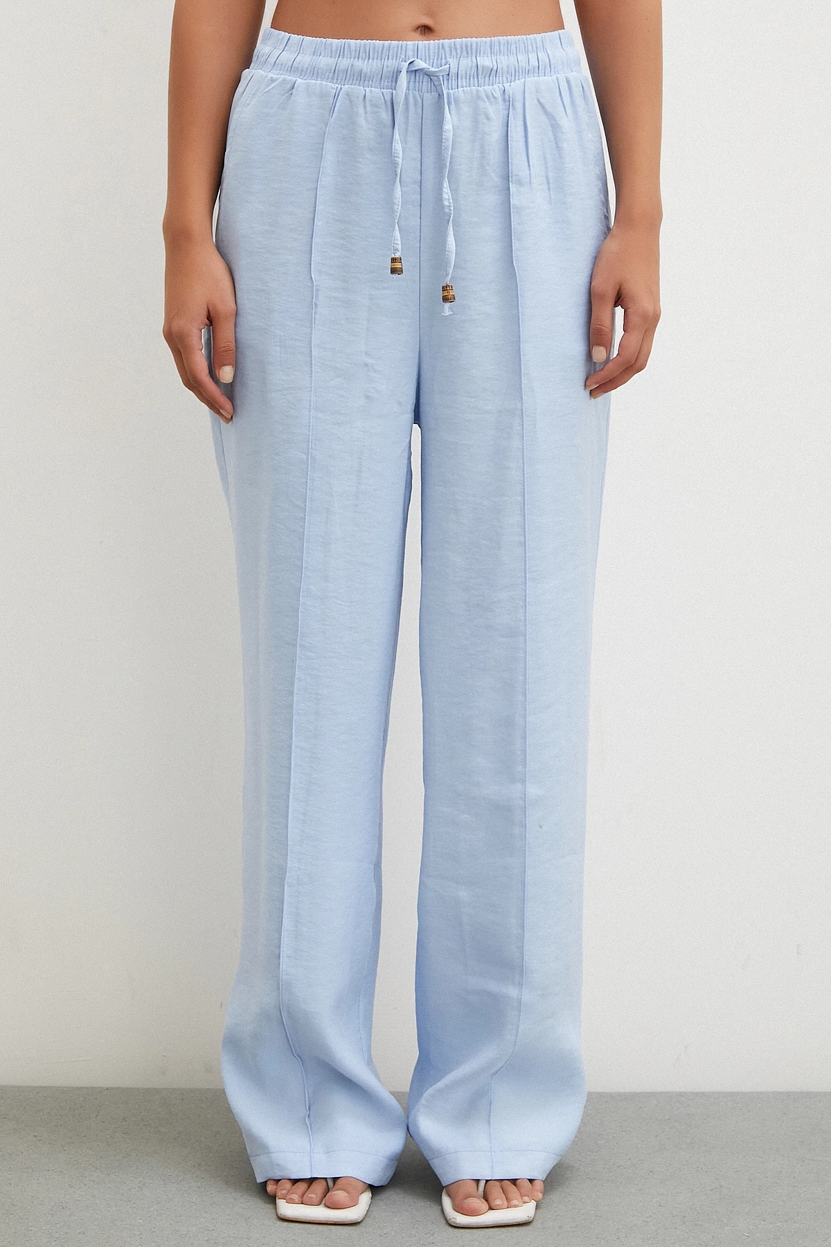 Belden Bağlamalı Pantolon Açık Mavi