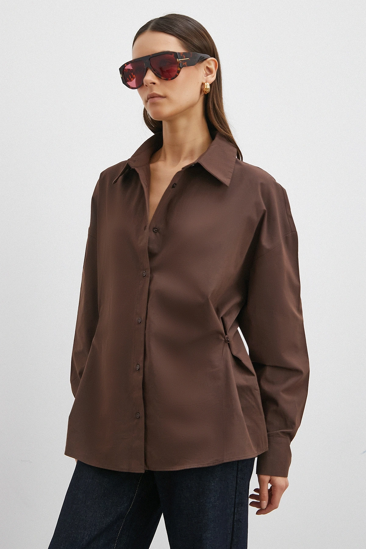 Düğme Detaylı Pamuklu Gömlek Kahve