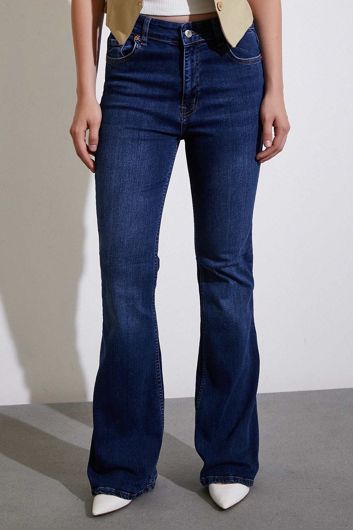 Yüksek Bel İspanyol Paça Jean Koyu Lacivert