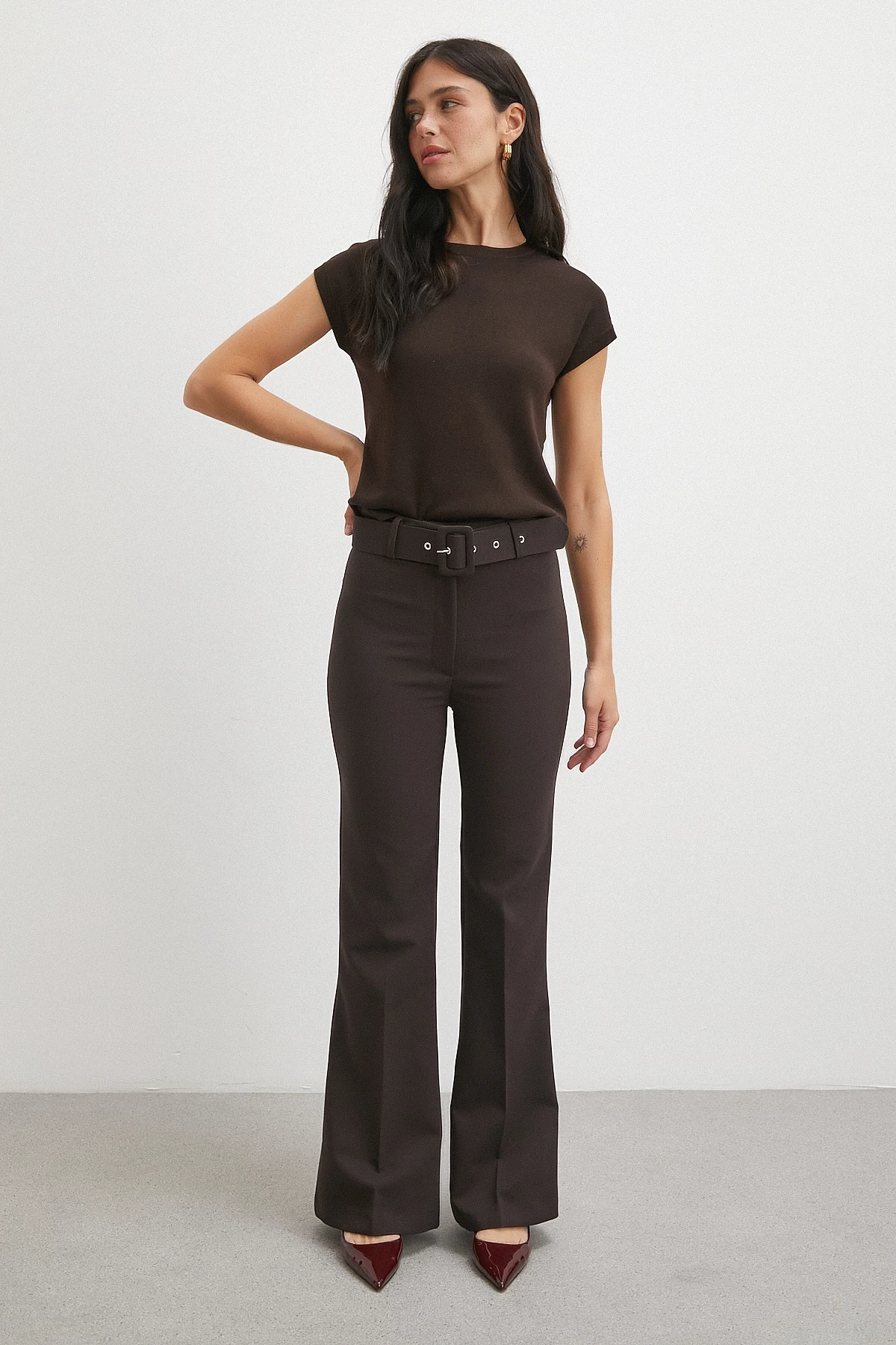 Kemerli İspanyol Paça Pantolon Kahve