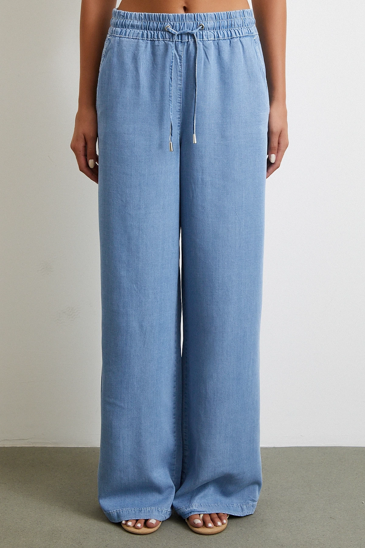 Beli Lastikli Bağcıklı Geniş Paça Pantolon Mavi