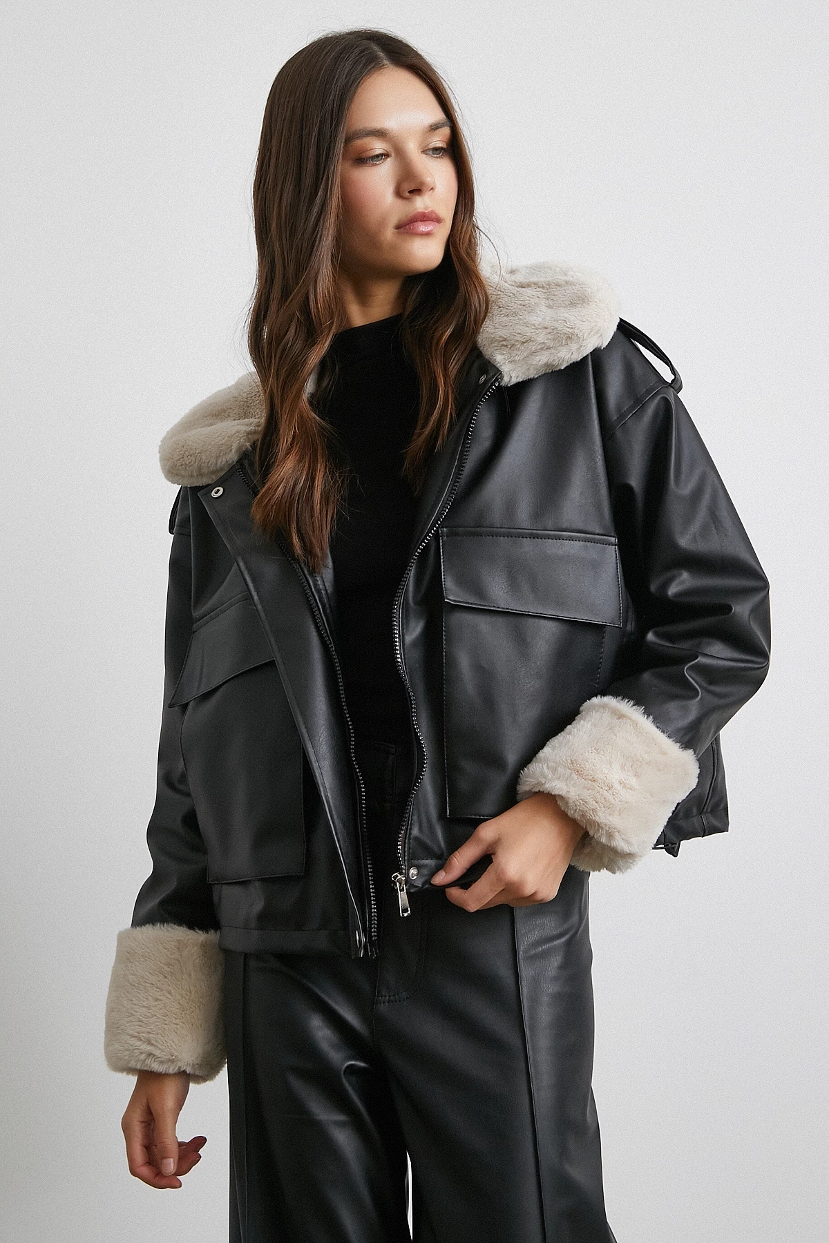 Körüklü Cep Deri Mont Siyah